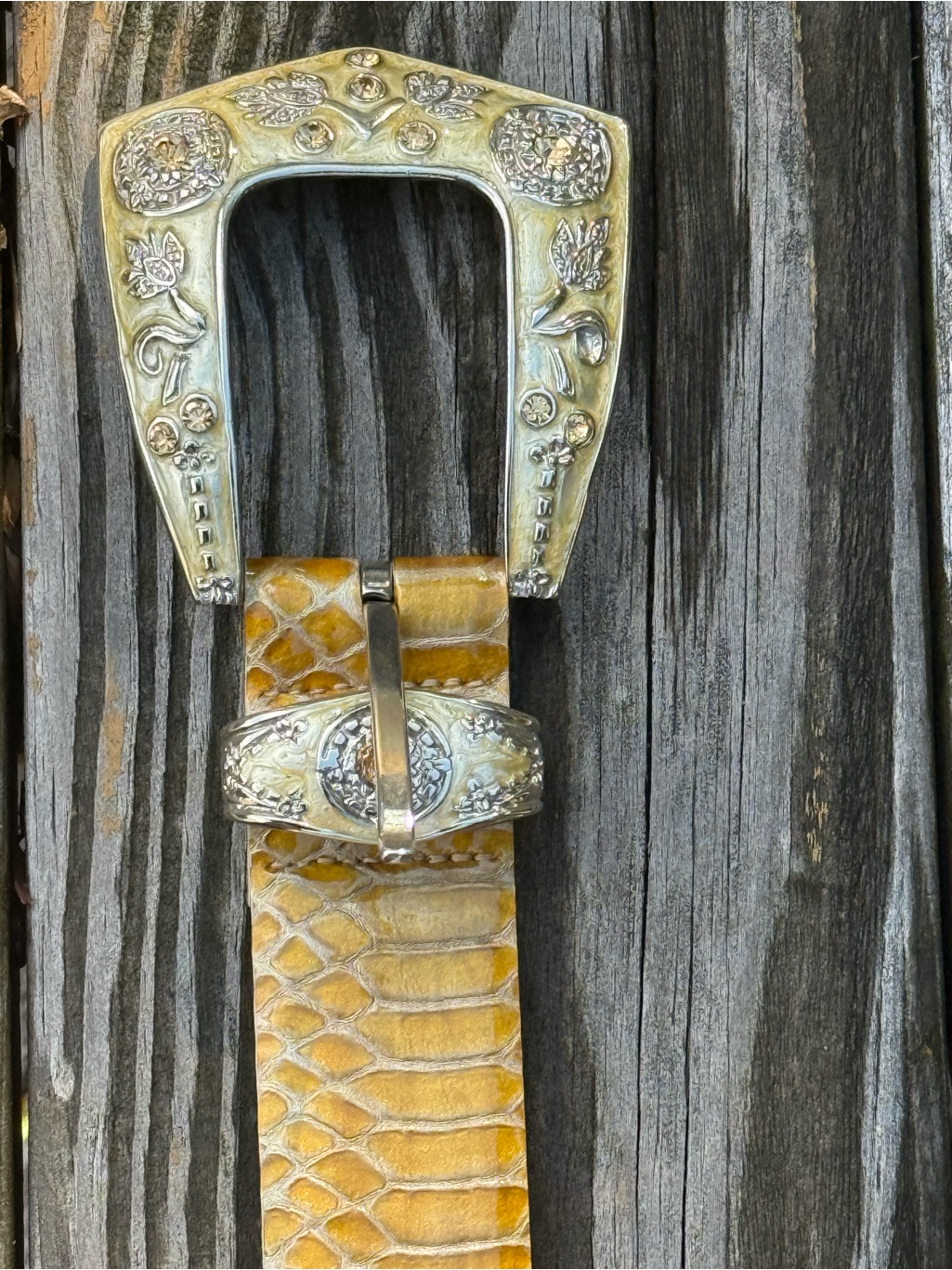 Vintage Juliana Collezione Embossed Snakeskin Leather Belt Ornate Rhinestone